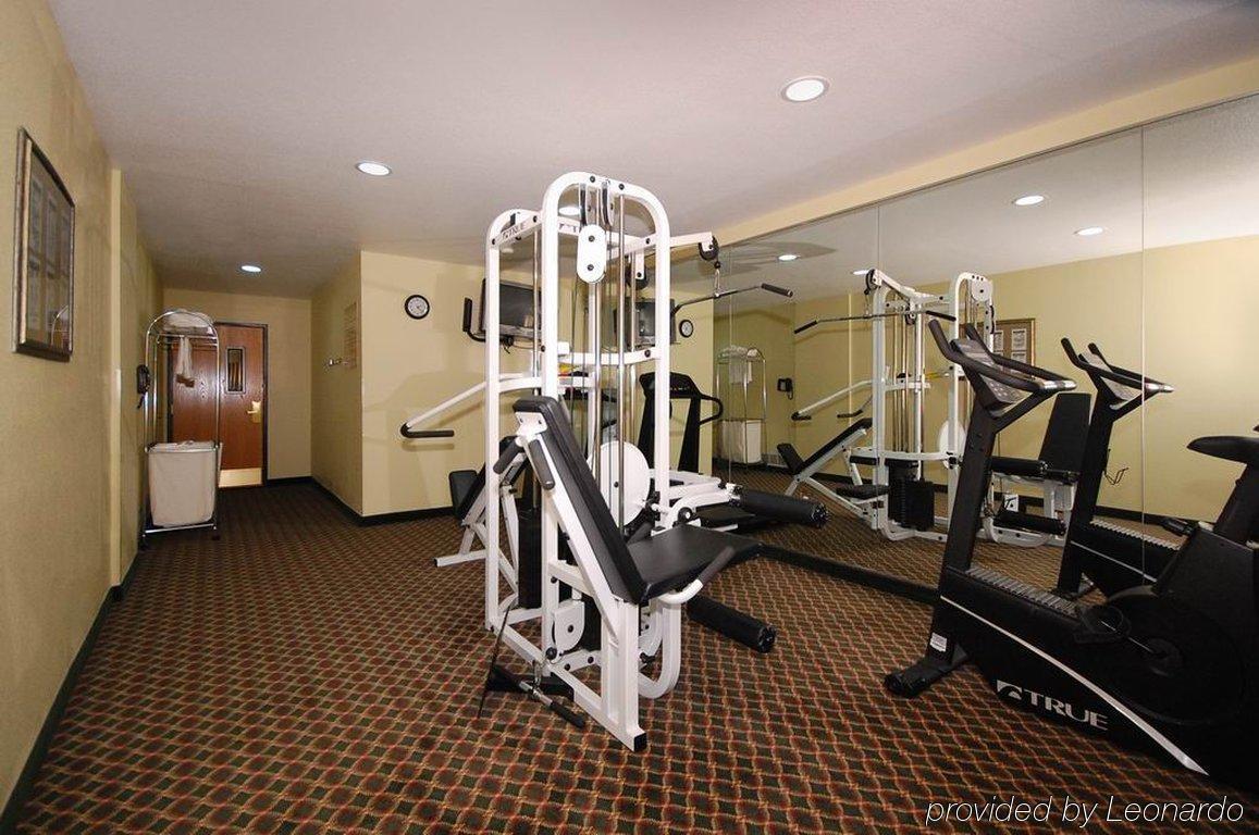 Surestay Plus By Best Western Benbrook Hotel 3*