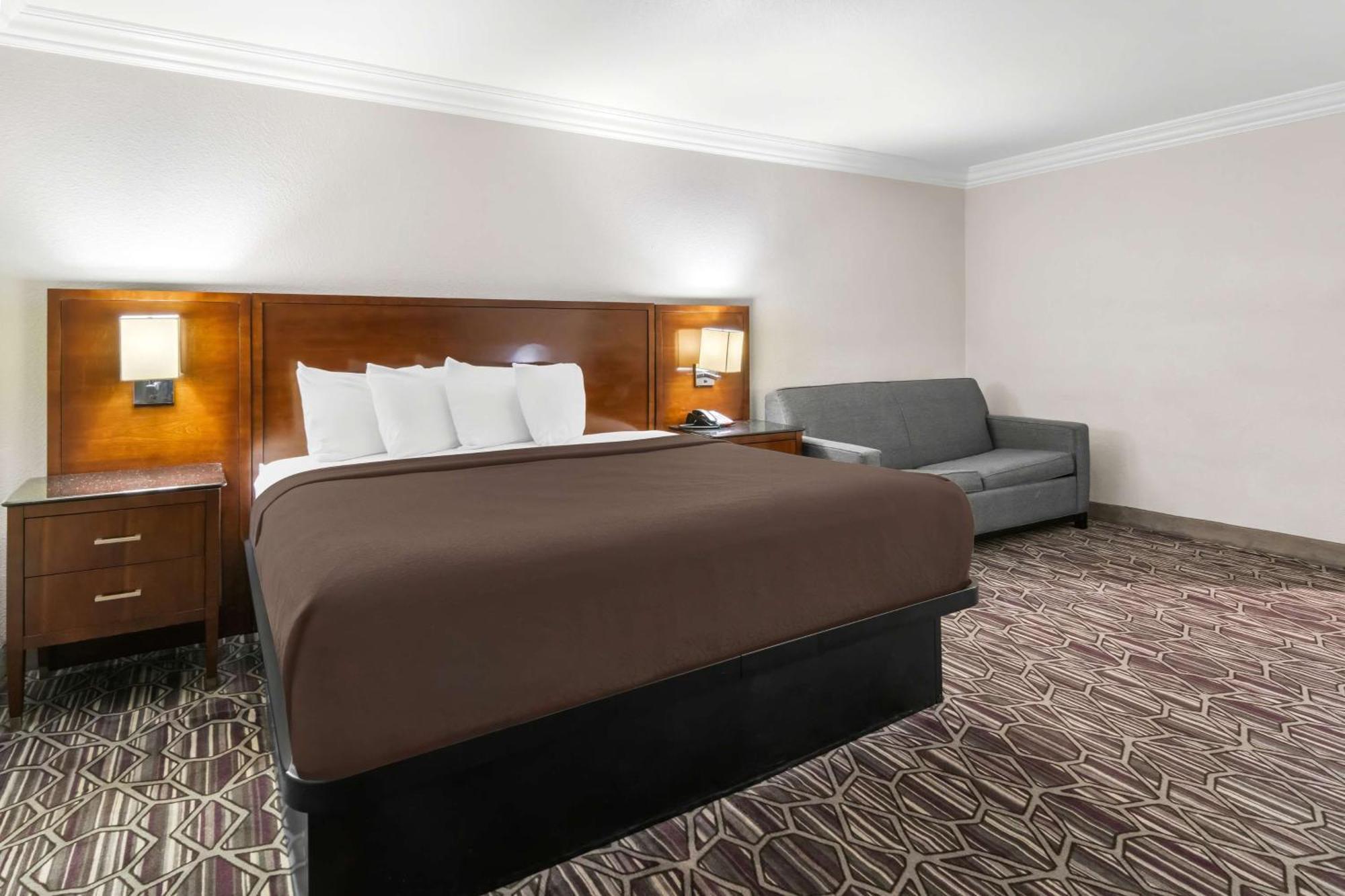 Hotel Surestay Plus By Best Western Benbrook Fort Worth